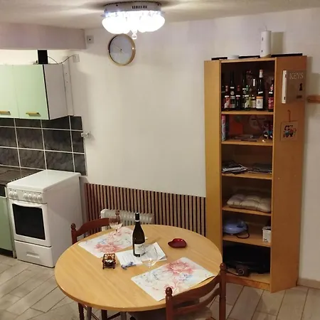 Lägenhet Le Petit Cosy Terrasse Et *