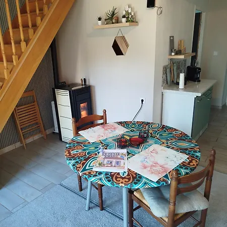Le Petit Cosy Terrasse Et Appartement *